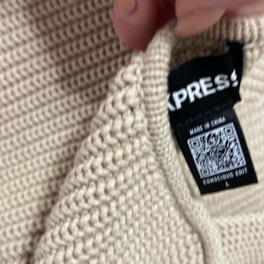 NWOT Express neural large sweater tank - Picture 9 of 9